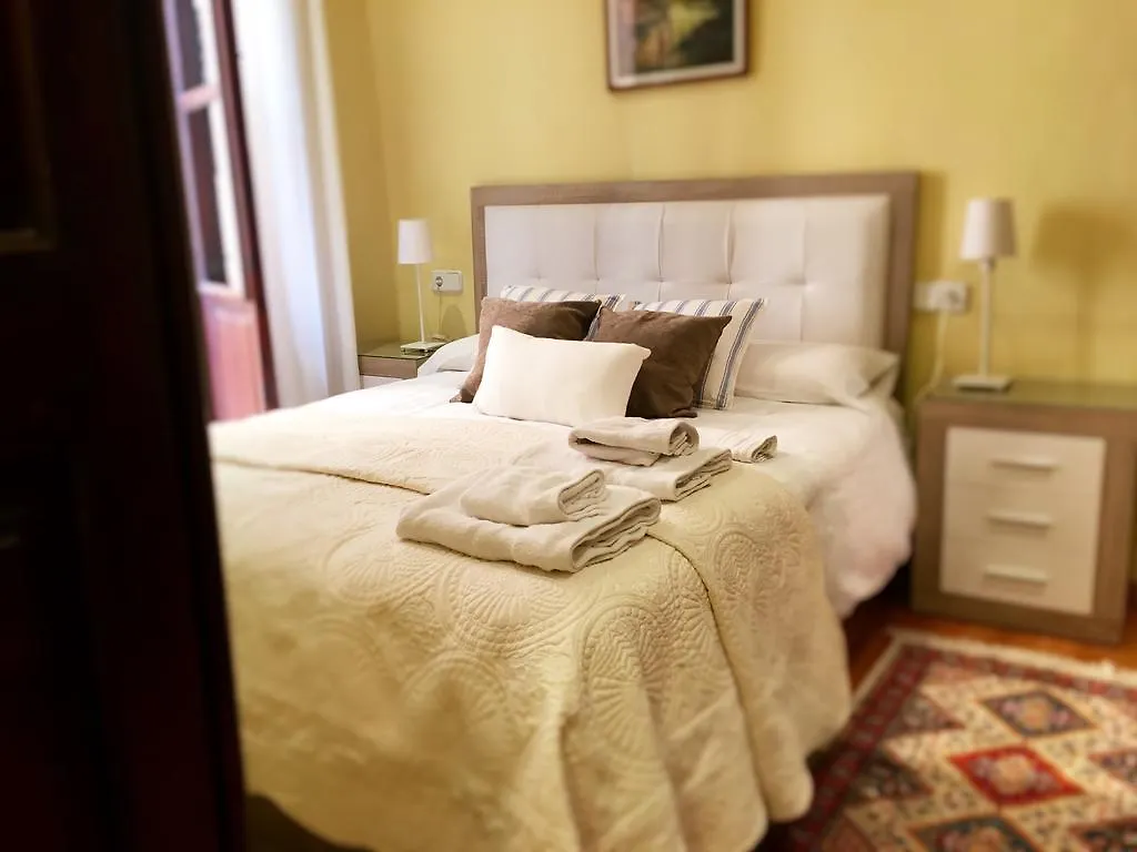 شقة ميورقة  في Mallorca Housing: Old Centre - Turismo De Interior 0*,  إسبانيا
